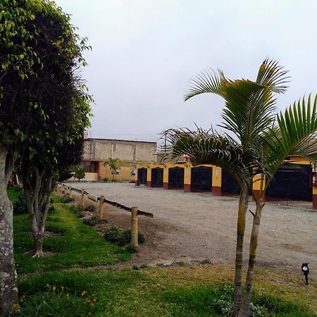 Motel Sahara Suites Barranca Exterior photo